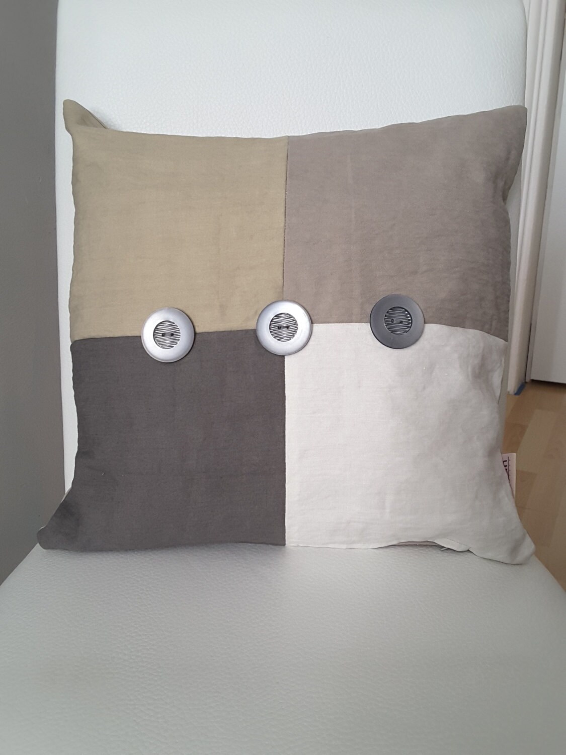 Housse de Coussin Décoratif Carré Lin Gris - Clair Beige Pièce Unique Collection Milano