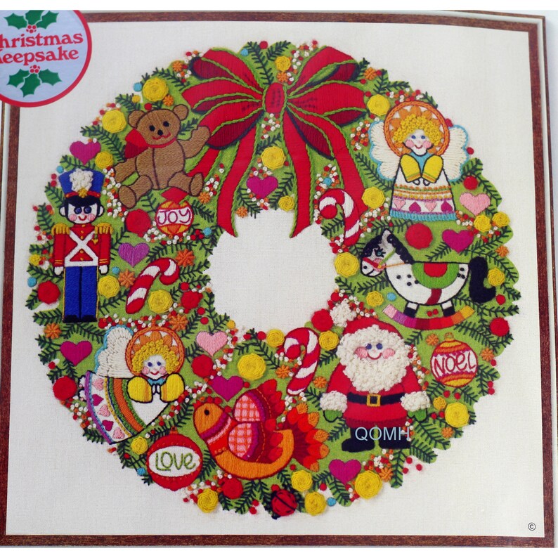 CHRISTMAS WREATH FANTASY Sunset Stitchery Crewel Embroidery Kit Vtg 1979