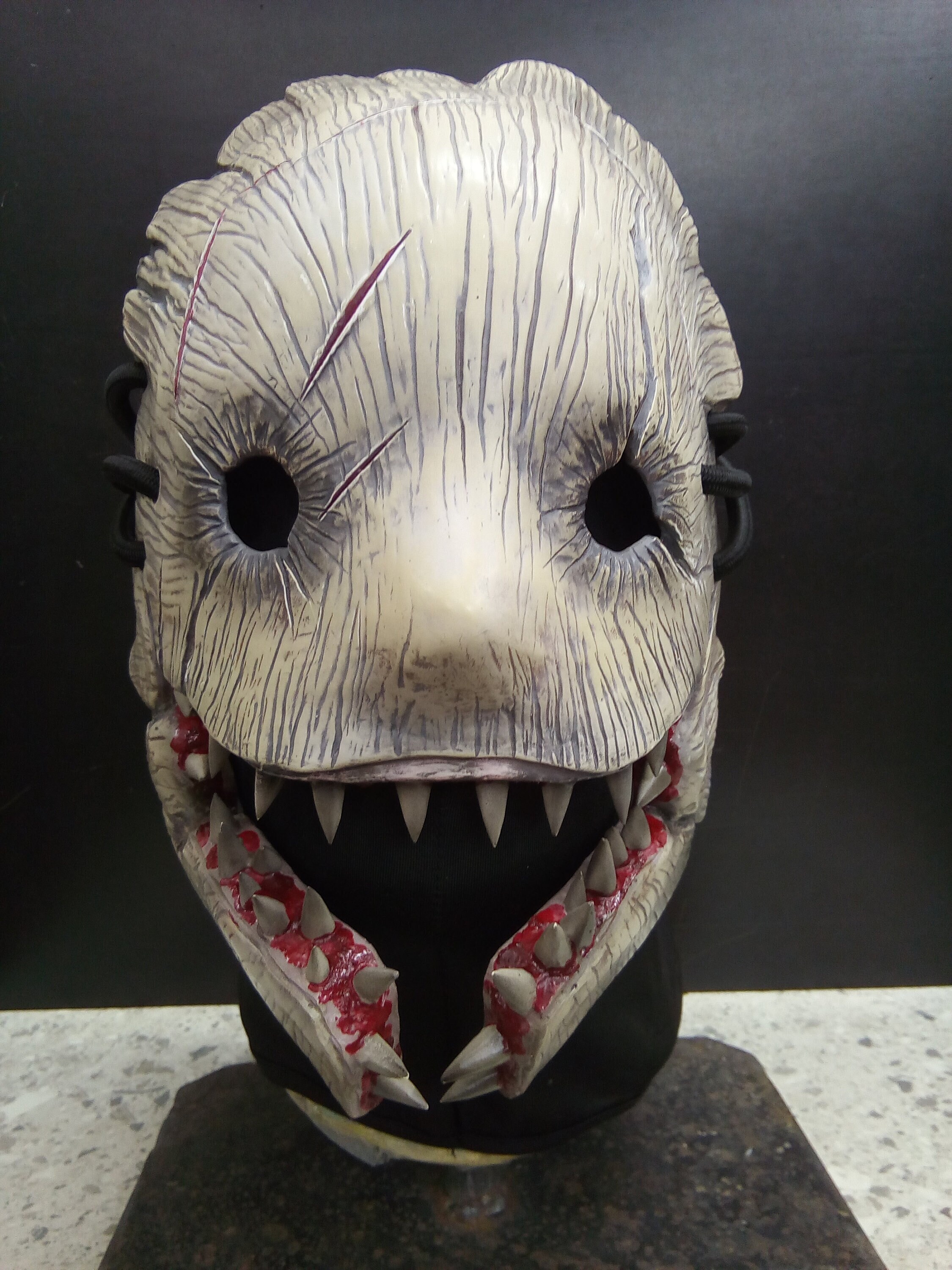 DEAD BY DAYLIGHT DBD トラッパーマスク Amazon.co.jp: [ジーティーライン] トラッパー お面 コスプレ