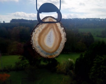 Sonnenfänger Fensterschmuck Achatscheibe Möbiusband