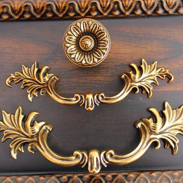 2.83'' 3.75'' Antique Brass Dresser Pulls Drawer Knobs Pull Handles Ornate Kitchen Cabinet Handles Knob Vintage Furniture Hardware U-142A