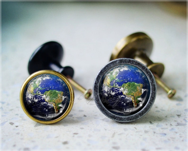 Earth knobs,Starry sky knobs,universe knobs,nebula knob,galaxy knob,Planet knob,galaxy knob,Furniture Hardware,Drawer handle,Cabinet handle image 1