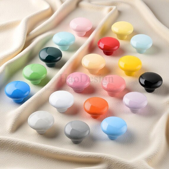 素敵な丸いセラミックノブ カラフルな子供用ワードローブ引き出し