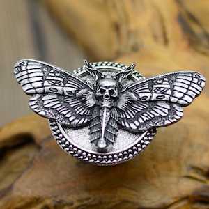 Death's Head Hawk Moth Knob,Moth Knob,Cabinet handles,Cabinet Knobs,drawer knob,Dresser handle,Cabinet Pulls,Unique Pulls Handles