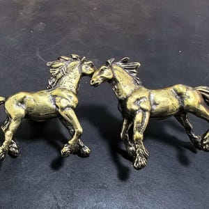 Solid brass Antiqued Bronze Horse Knobs,Kitchen Cabinet Knobs,Brass Drawer Knobs,Drawer Pulls,Brass Knobs,Dresser Handles,Furniture Hardware
