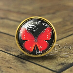 Butterfly -- Drawer knobs/ Handmade Vintage Bronze Dresser knobs cabinet Dresser Knobs pull / Dresser Pull / Cabinet Knobs / Furniture Knobs