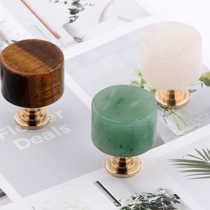 Natural Crystal Knob,Natural Ore Knob,Drawer Cabinet Handle,Crystal knobs,Drawer Pulls,Wardrobe Pull,Irregular crystal handle CY-30