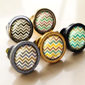 Illustration knobs/Drawer knobs/Handmade Vintage Bronze Dresser knobs cabinet Dresser Knobs pull/Dresser Pull/Cabinet Knobs/Furniture Knobs