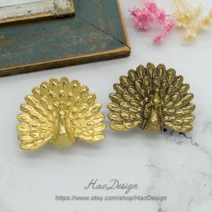 Antiqued bronze Peacock  Knob,Brass Knob,Cabinet handle,Cabinet Knob,drawer knob,Dresser handle,Cabinet Pulls,Unique knob,Furniture Hardware