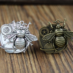 Bee Knob,Dresser Knob,Cabinet handles,Cabinet Knobs,drawer knob,Dresser handle,Cabinet Pulls,Unique Pulls Handles,Furniture Hardware