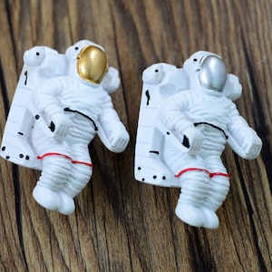 Astronaut Knobs,Dresser Knobs,Cabinet handles,Cabinet Knobs,Furniture Hardware,drawer knobs,Cabinet knobs,Pulls Handles,Children&#39;s gifts