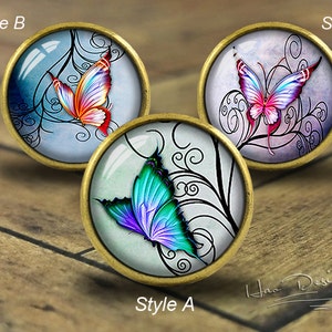 Butterfly -- Drawer knobs/ Handmade Vintage Bronze Dresser knobs cabinet Dresser Knobs pull / Dresser Pull / Cabinet Knobs / Furniture Knobs