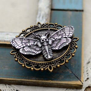 Death's Head Hawk Moth Knob,Moth Knob,Cabinet handles,Cabinet Knobs,drawer knob,Dresser handle,Cabinet Pulls,Unique knobs,Furniture Hardware