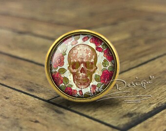 Skull -- Drawer knobs/ Handmade Vintage Bronze Dresser knobs cabinet Dresser Knobs pull / Dresser Pull / Cabinet Knobs / Furniture Knobs