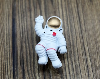 Astronaut Knobs,Dresser Knobs,Cabinet handles,Cabinet Knobs,Furniture Hardware,drawer knobs,Cabinet knobs,Pulls Handles,child handles