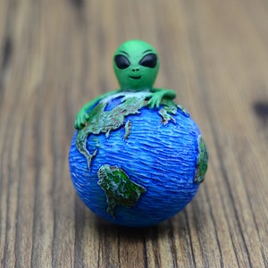 Alien Knob,alien Handles,Earth Knob,Cabinet handles,Furniture Hardware,drawer knob,Cabinet knob,Children&#39;s Room Pull Cupboard Knob Handles