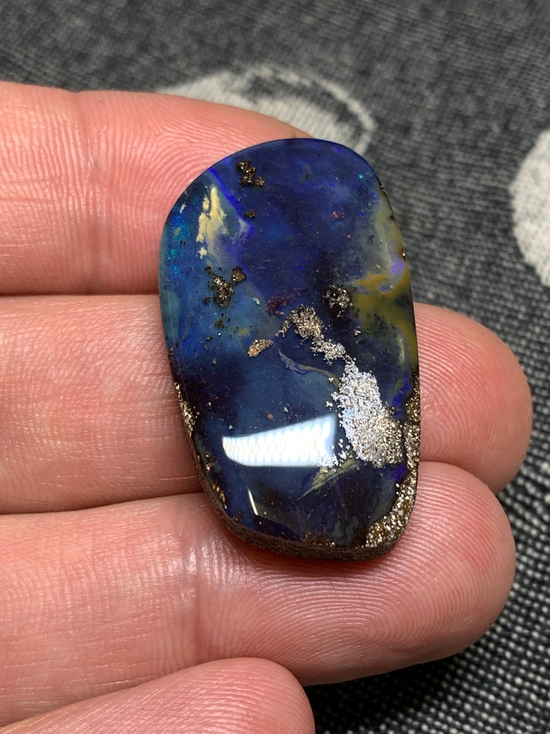 45,94 ct Cabochon opale Boulder Winton Queensland, Australia pietra preziosa solida, solida, a forma libera, di design, tagliata a mano, minerale, con incastonatura personalizzata immagine 4