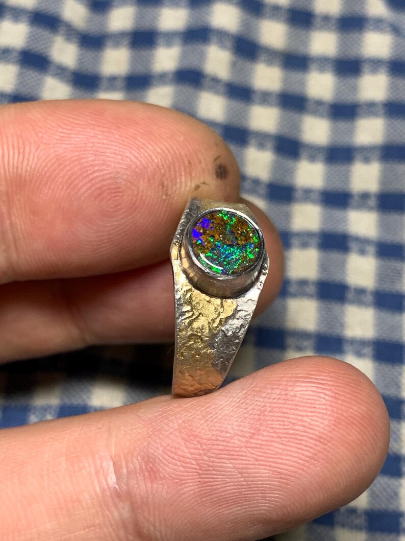 56 FR - Ring i 925 sterlingsilver med australisk opal, Keum Boo texturerad handgjord skapelse / Ring i massivt sterlingsilver, runda silveropalsmycken bild 12