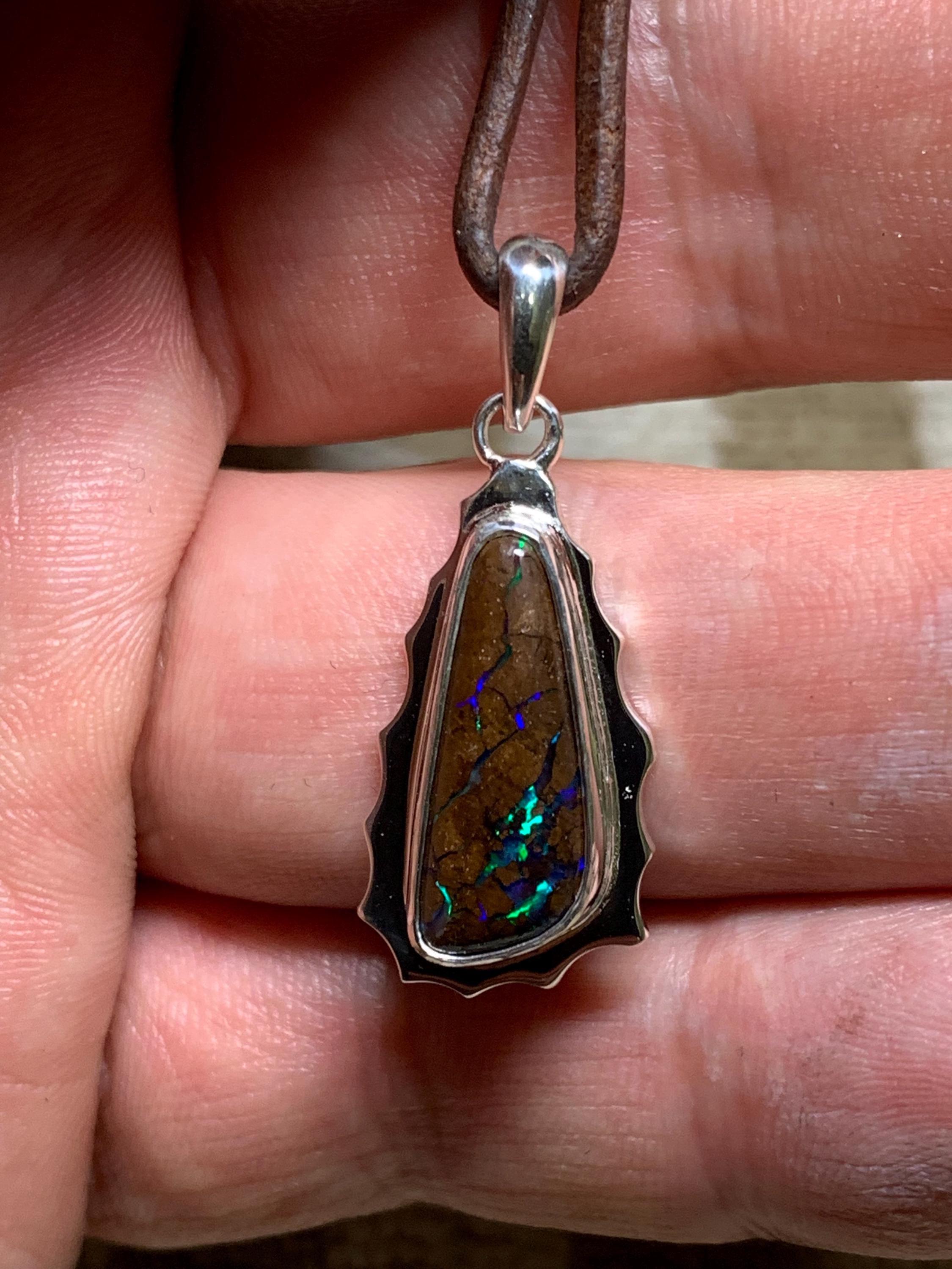 ネックレス・ペンダント Boulder Opal Matrix Pendant SILVER 925 Opalton Boulder Matrix Opal Pendant in 925 Sterling Silver