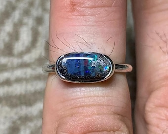 49 FR - Winton Boulder Opal Ring, 925 Silber - Australien / Handgefertigte Kreation / Massives Sterling Handgefertigte Kreation Pfeife Edelstein Mineral