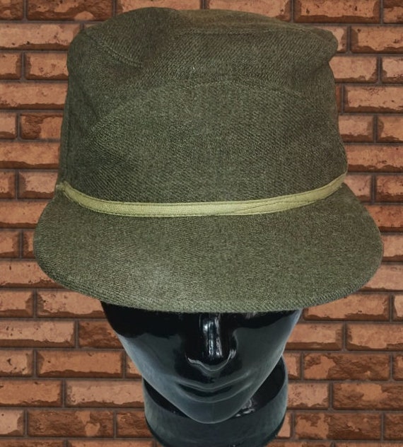 Vintage 50s Canadian Military Cap / Hat Size 6 3/4 Wool Vintage 50s Canadian Military Cap / Hat Size 6 3/4 Wool