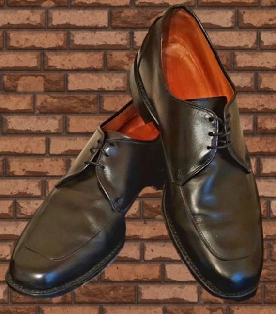Allen Edmonds Burton Black Leather Apron Toe Derby Shoes  display picture 2
