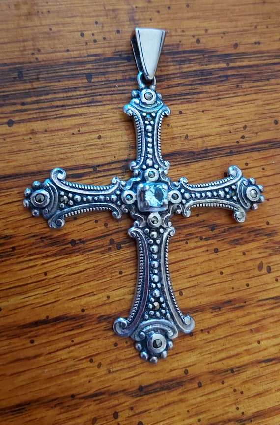 Vintage 925 Silver Cross Blue ( Topaz ? ) Pendant 