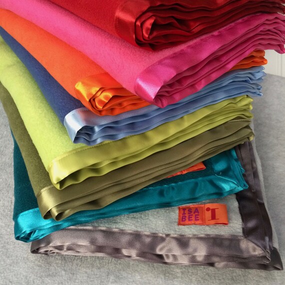 Soft baby blankets with satin trim hotsell