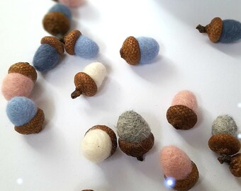 12 decorative needle felted pastel colors acorns with natural caps, funny Christmas tree decorations, Hygge winter decor, modern christmas