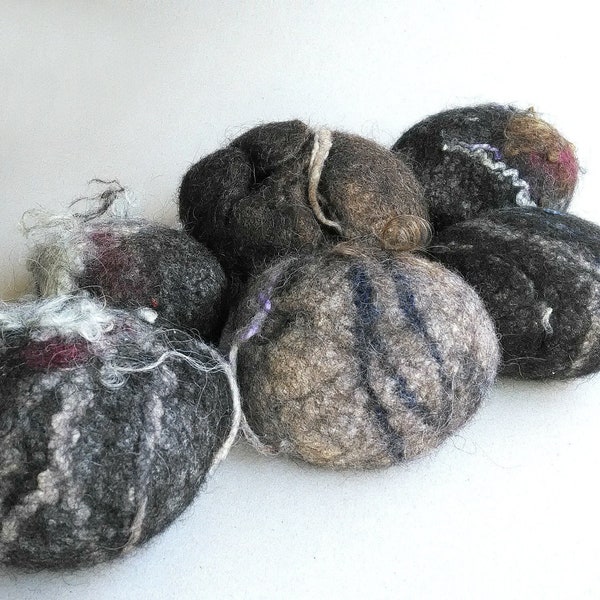 Filzsteine aus Wolle, 6 Stück Kieselsteine aus Schurwolle-Mischung gefilzt, Deko Skandinavischer Art, Wohnzimmer Dekoration, Deko Steine