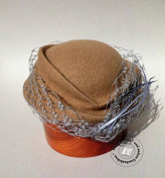 Felted Wool Elegant Hat, Hat Brown With Feathers, English  display picture 3