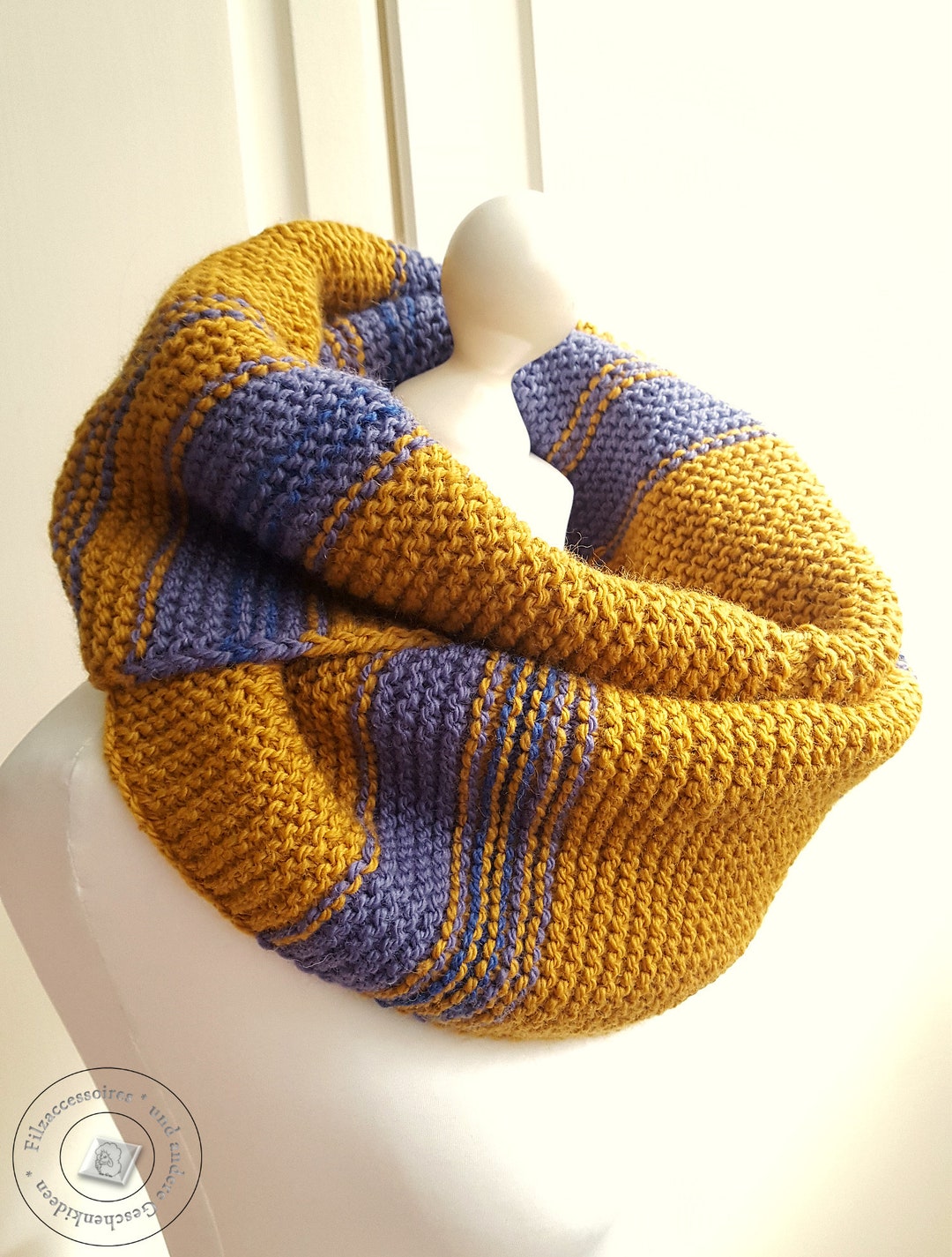100% Wool Infinity Scarf, Handmade Chunky Knit Womens Circle Scarf ...