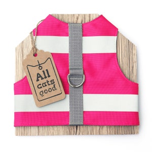 High Visibility Water-repellent Pink Safety Cat Harness with reflective strips. Difficult to escape. Handmade Vest | ALLCATSGOOD