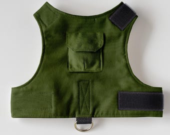 Escape proof Cat Harness with AirTag Pocket | Adjustable Cat Walking Jacket | Soft Cat Vest for Outdoors | ONE SIZE