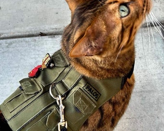 Khaki Fishing vest. Custom-made Cat Harness with Pockets for GPS-tracker and Durable D-Ring. Escape Proof. Handmade Kitten Vest