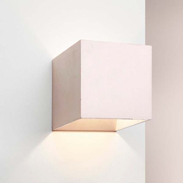 Pink wall square light, minimalist sconce, concrete sconce, cube lamp, concrete lamp, wall light CROMIA pink