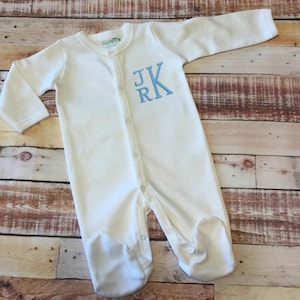 Coming Home Outfit, Monogrammed Footie, Monogram White Footie, Monogrammed Baby Gift, Personalized Baby Shower Gift, Monogrammed Sleeper