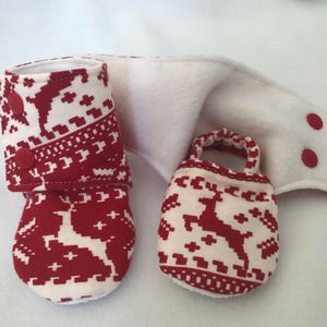 Reindeer Stay on Booties, Baby slippers, Crib Shoe, Soft Sole, Baby, Toddler, Girl, Non Slip, Christmas, Holiday, Flannel image 2