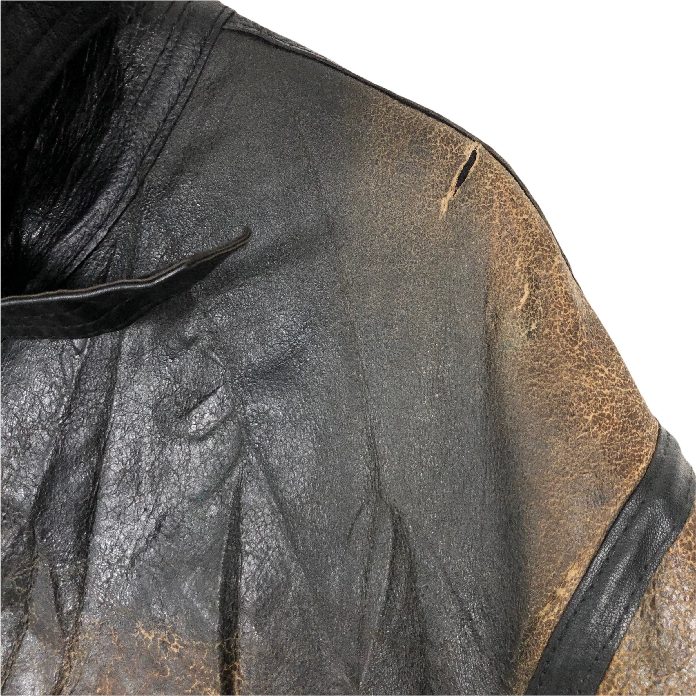 Vintage 80s US Air Force Type B-3 Sheepskin Leather Bomber Vintage 80s US Air Force Type B-3 Sheepskin Leather Bomber