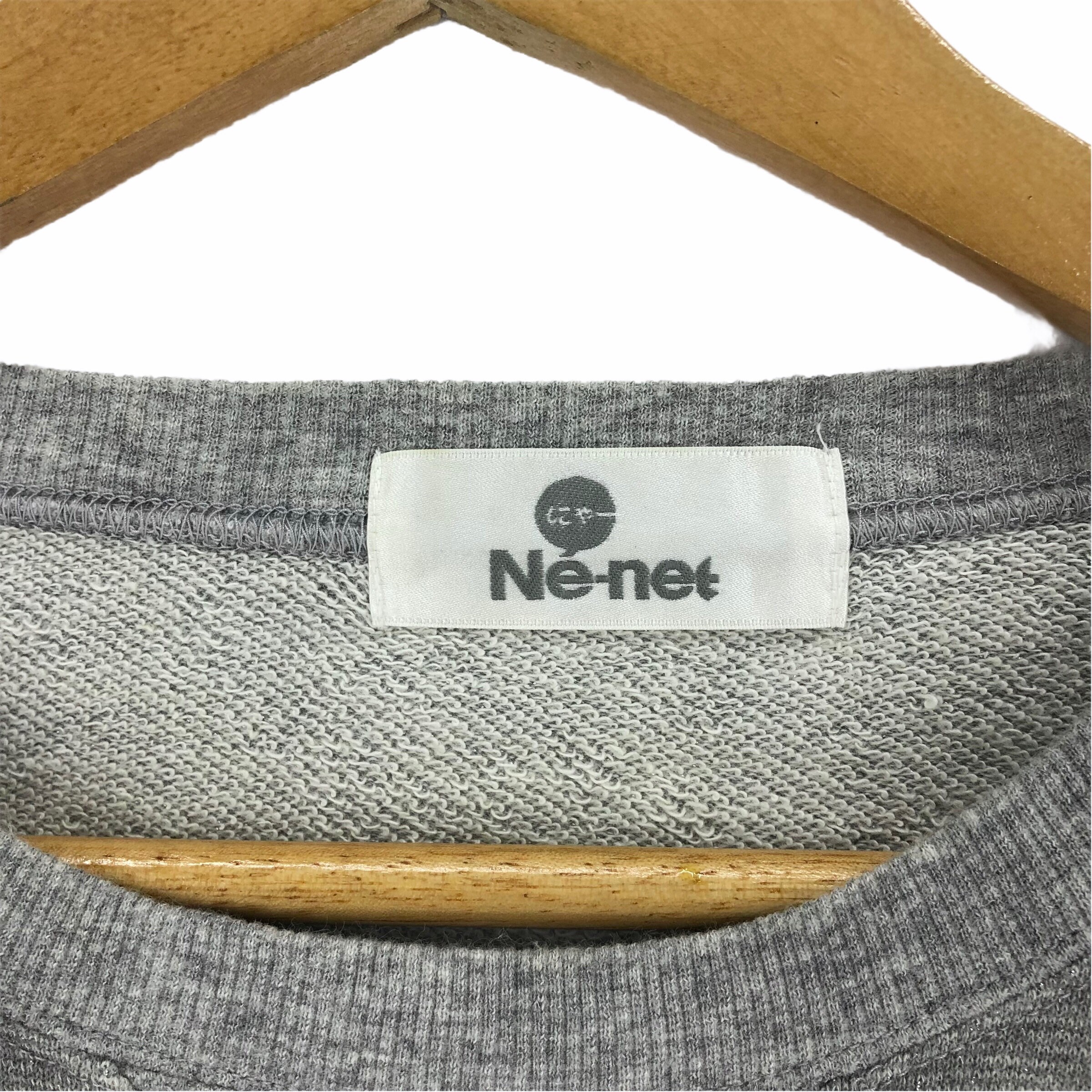 ヴィンテージ Ne-Net スウェットシャツ：刺繍猫ロゴ、日本人デザイナー 
