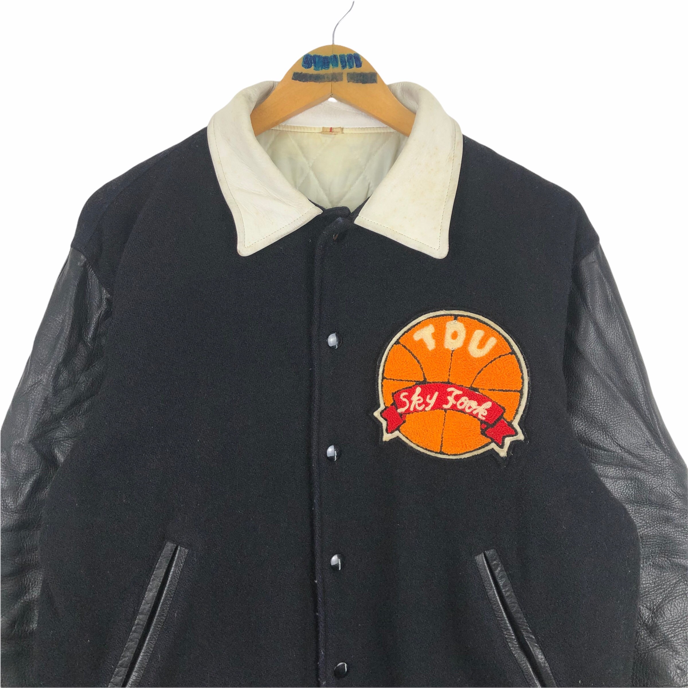 Vintage 90s Tokyo Denki University TDU Basketball Team Sky Vintage 90s Tokyo Denki University TDU Basketball Team Sky