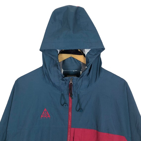 Vintage Nike ACG Windbreaker Jacket Small Logo Embroidery
