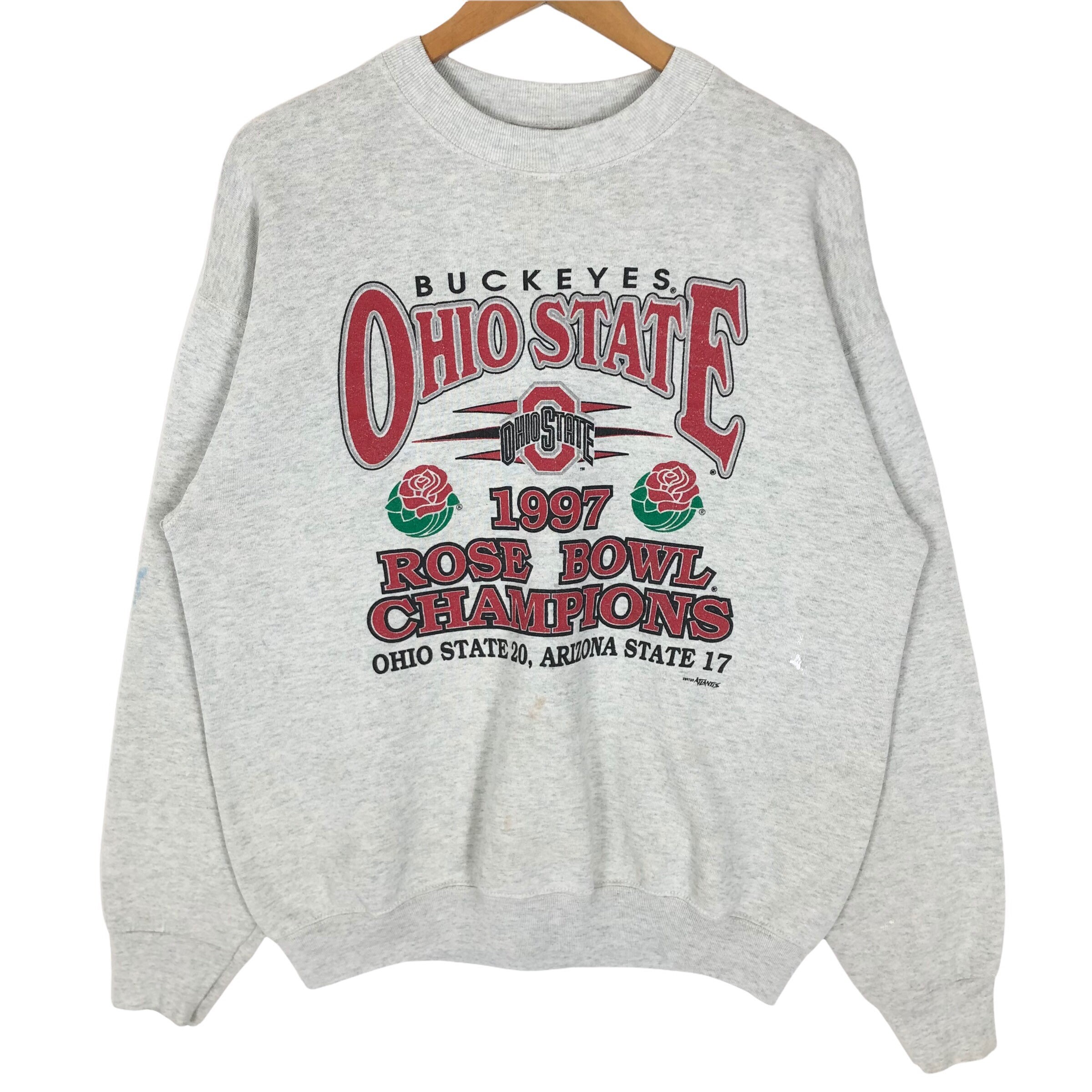 Antigua Women's Louisville Cardinals Grey Heather Victory Crew Sweatshirt, Large, Gray | Holiday Gift