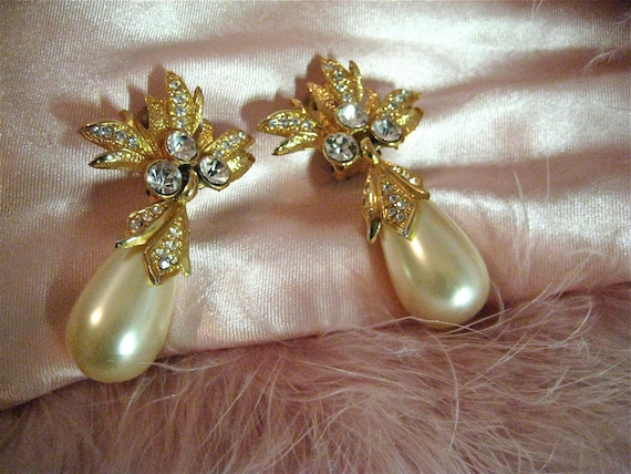 Couture pendants