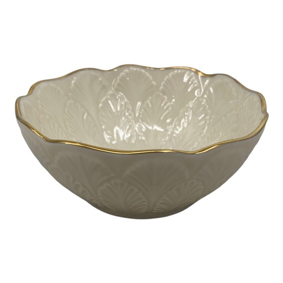 Home & Living Gold trim Lenox Embossed Leaf design small bowl Dining