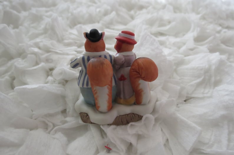 Fitz And Floyd Holiday Hamlet Enchanted Forest Collection Squirrel Family 19738