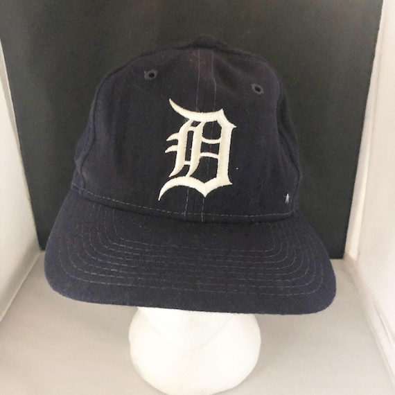 Vintage The Pro Major League Baseball Detroit Tige