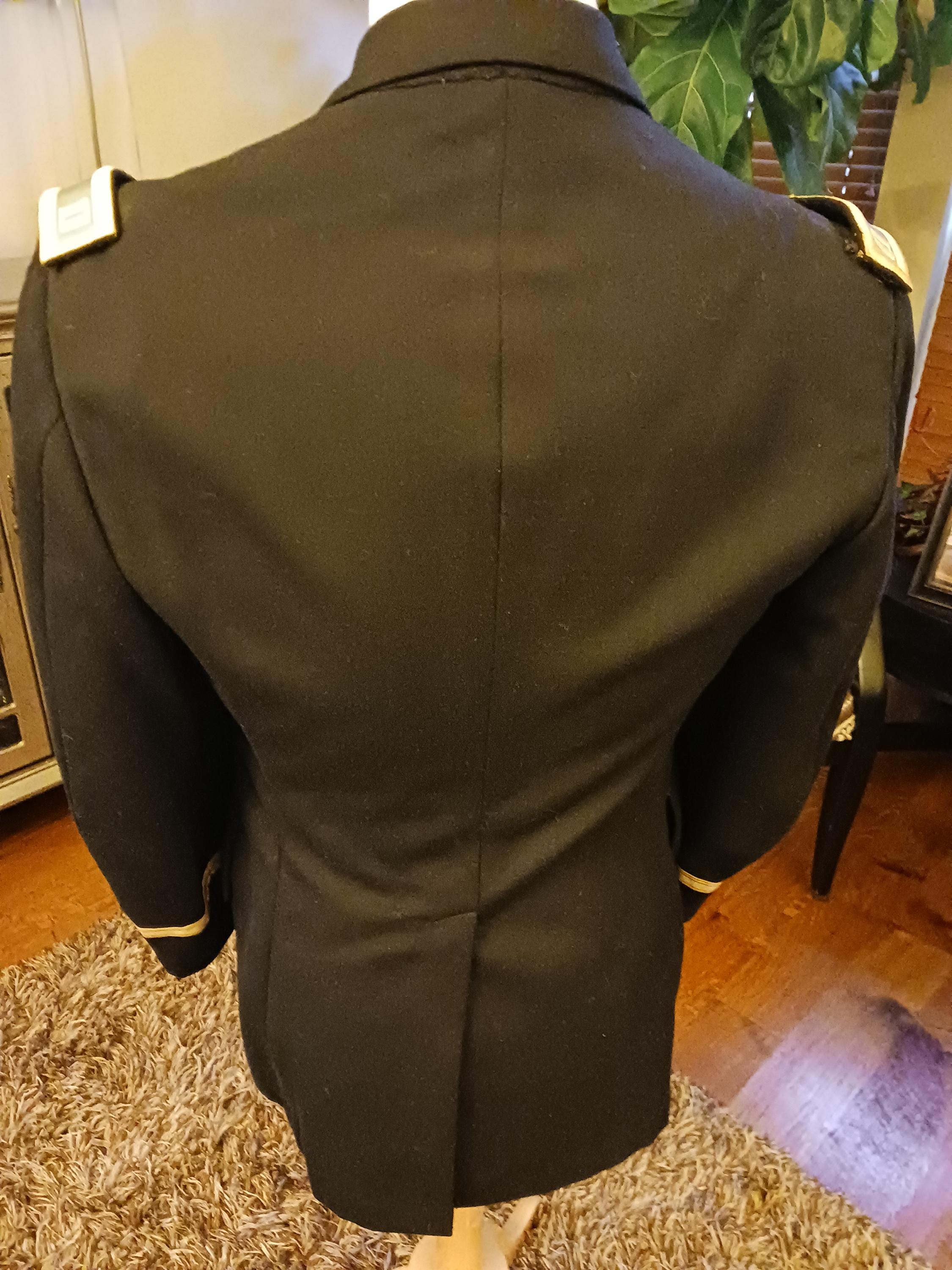 Vintage 60's U.S. Army 100% Wool Officer's Dress Blue Uniform Jackets Sz 40 Vintage 60's U.S. Army 100% Wool Officer's Dress Blue Uniform Jackets Sz 40