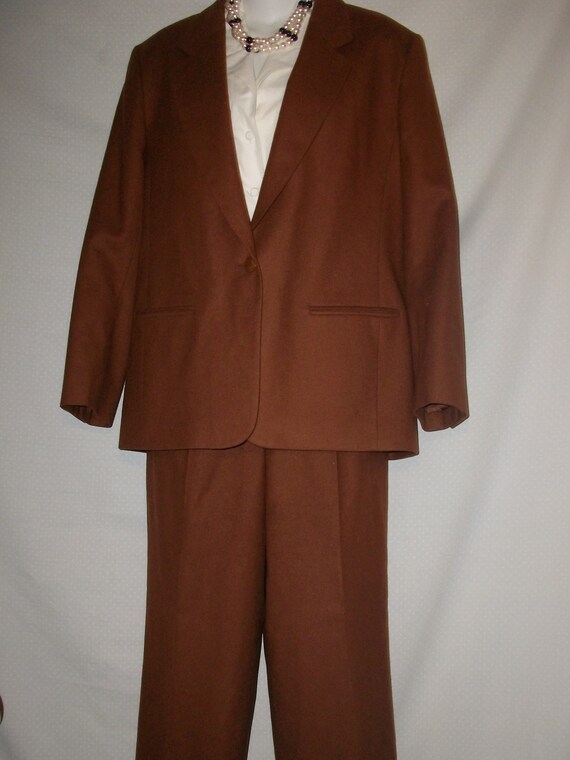 Vintage Pendelton Women's 100% Wool Pant Suit/Powe