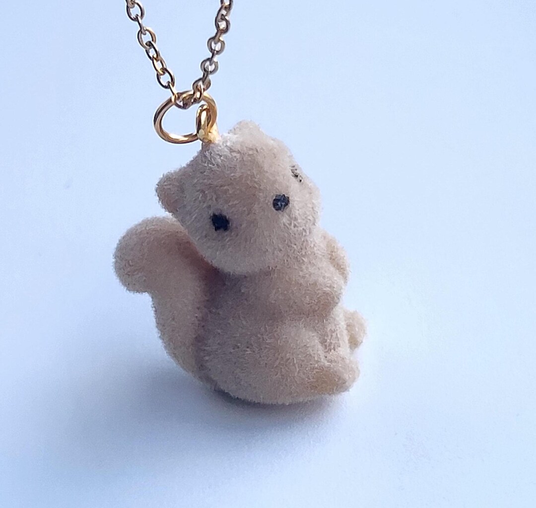 Squircle Pendant With Knotted Chain In Gold Vermeil